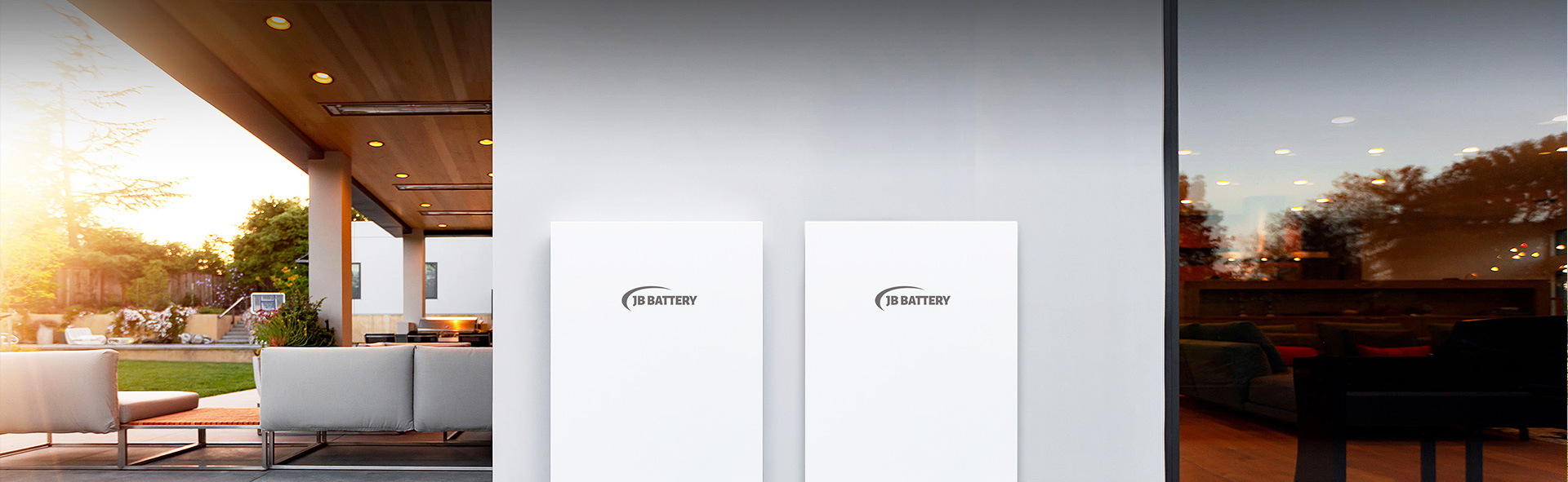 Hệ thống lưu trữ năng lượng tích hợp<br />
Hệ thống lưu trữ năng lượng hộ gia đình tương tự như một trạm lưu trữ năng lượng thu nhỏ.